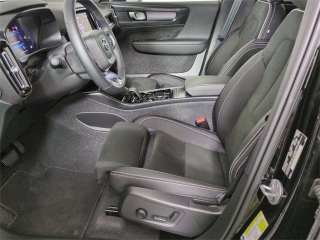 used 2023 Volvo XC40 car, priced at $30,361