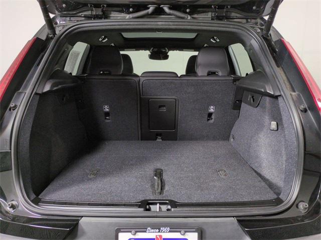 used 2023 Volvo XC40 car, priced at $35,371