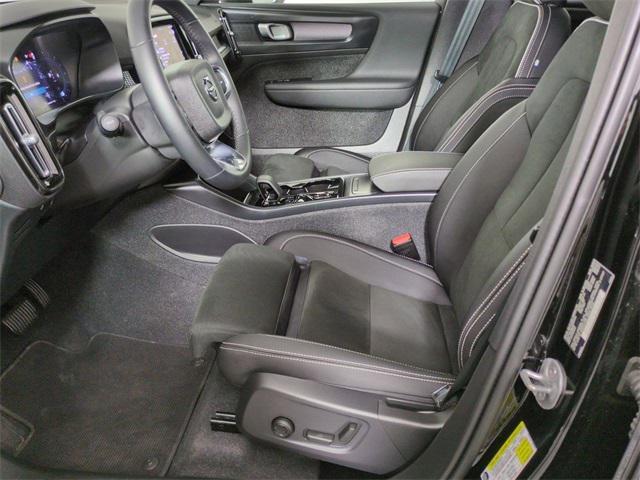 used 2023 Volvo XC40 car, priced at $35,371