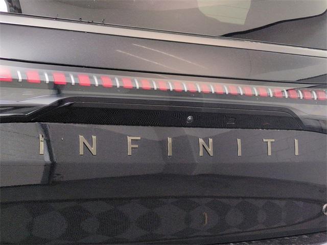 new 2025 INFINITI QX80 car, priced at $109,000