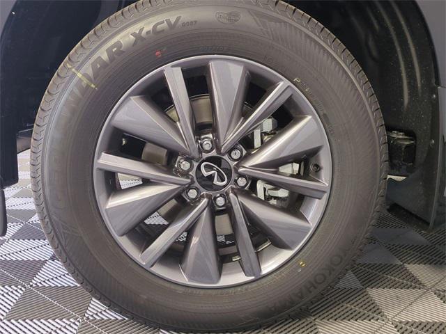 new 2025 INFINITI QX80 car, priced at $82,955