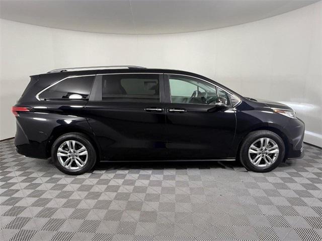 used 2024 Toyota Sienna car, priced at $51,912