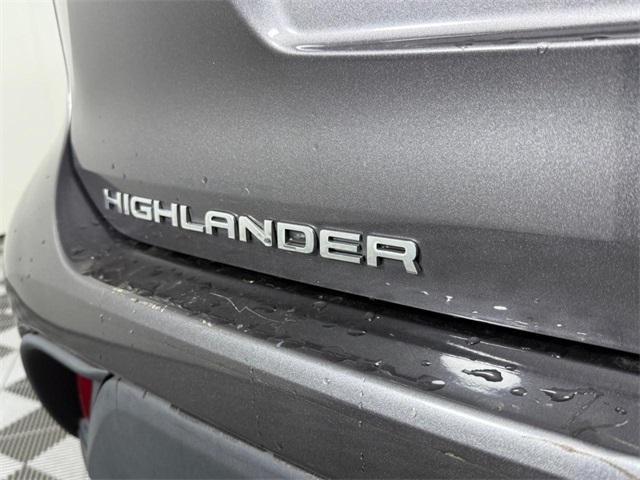used 2021 Toyota Highlander Hybrid car, priced at $29,542