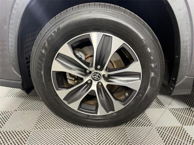 used 2021 Toyota Highlander Hybrid car, priced at $29,542