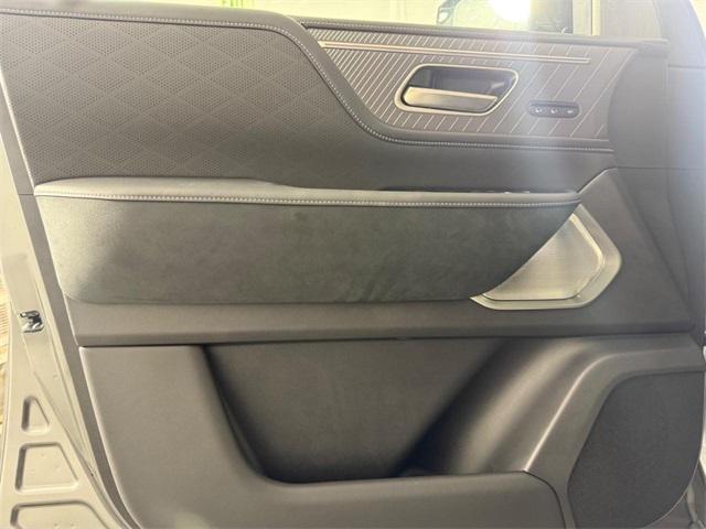 new 2026 INFINITI QX80 car, priced at $112,155