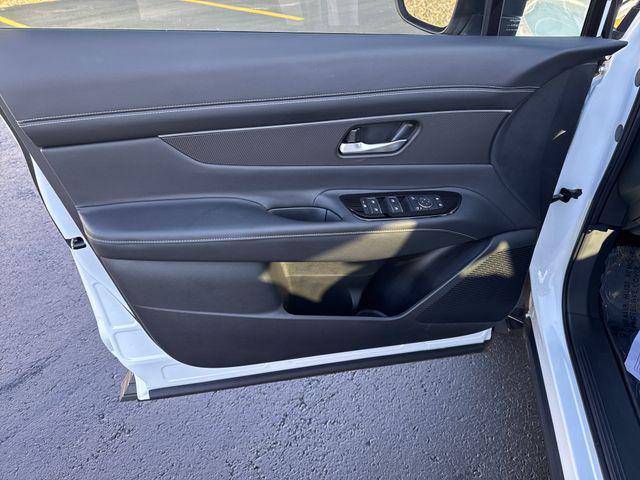 used 2025 Nissan Murano car, priced at $34,120