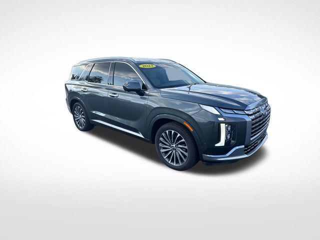 used 2023 Hyundai Palisade car, priced at $35,144