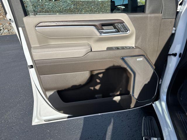 used 2024 GMC Sierra 2500 car, priced at $70,631