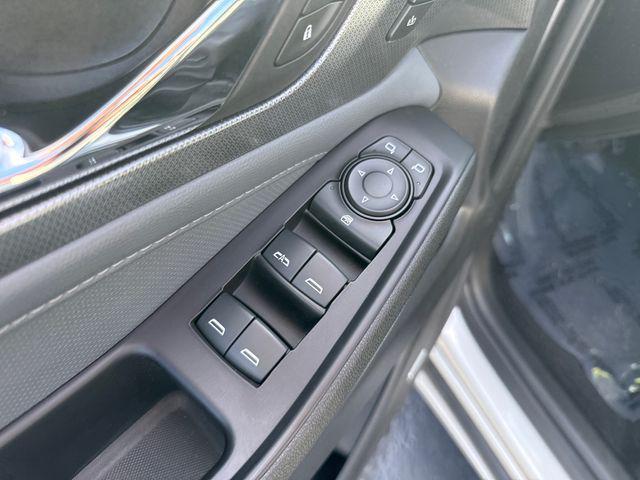 used 2019 Chevrolet Traverse car, priced at $25,046