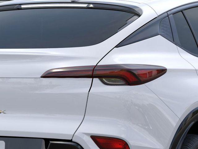 new 2025 Buick Envista car, priced at $26,635