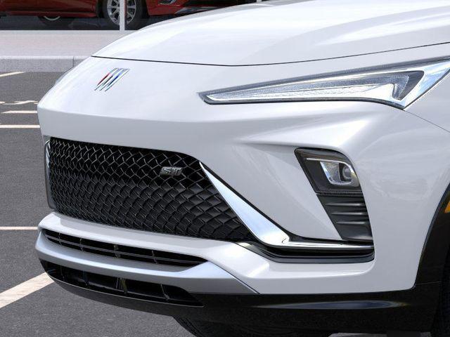 new 2025 Buick Envista car, priced at $26,635