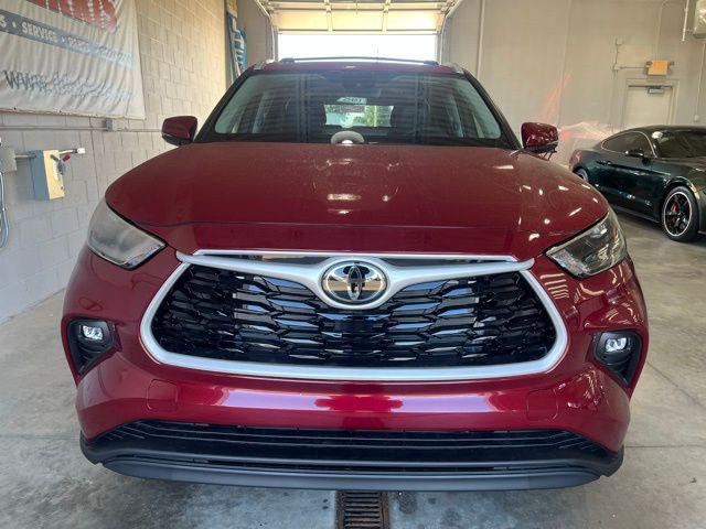 new 2025 Toyota Highlander car, priced at $50,167