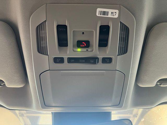 new 2025 Toyota Highlander car, priced at $50,167