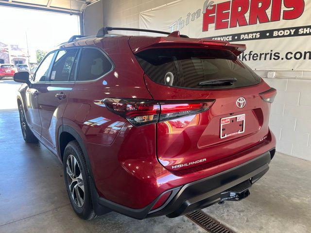 new 2025 Toyota Highlander car, priced at $50,167