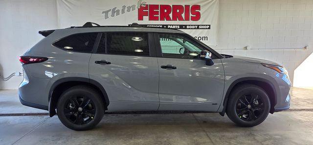 new 2025 Toyota Highlander Hybrid car, priced at $51,628
