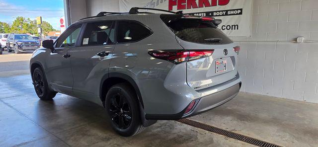 new 2025 Toyota Highlander Hybrid car, priced at $51,628