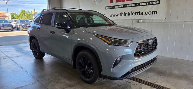 new 2025 Toyota Highlander Hybrid car, priced at $51,628