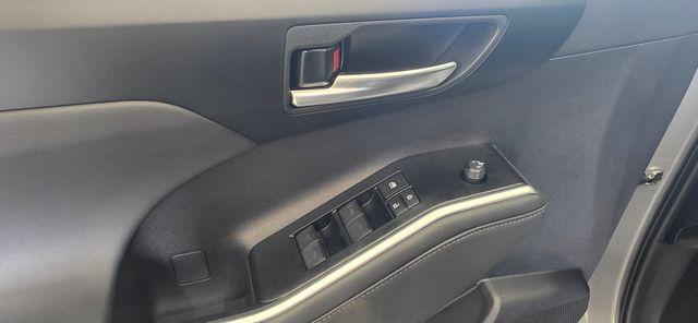 new 2025 Toyota Highlander Hybrid car, priced at $51,628