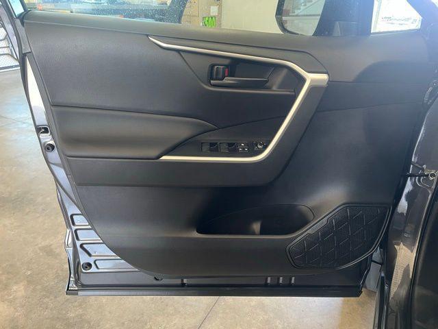 new 2025 Toyota RAV4 car, priced at $34,013