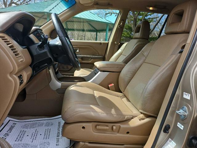 used 2003 Honda Pilot car, priced at $7,499
