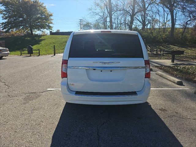 used 2014 Chrysler Town & Country car, priced at $10,499