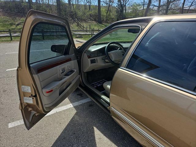 used 1999 Cadillac DeVille car, priced at $5,499