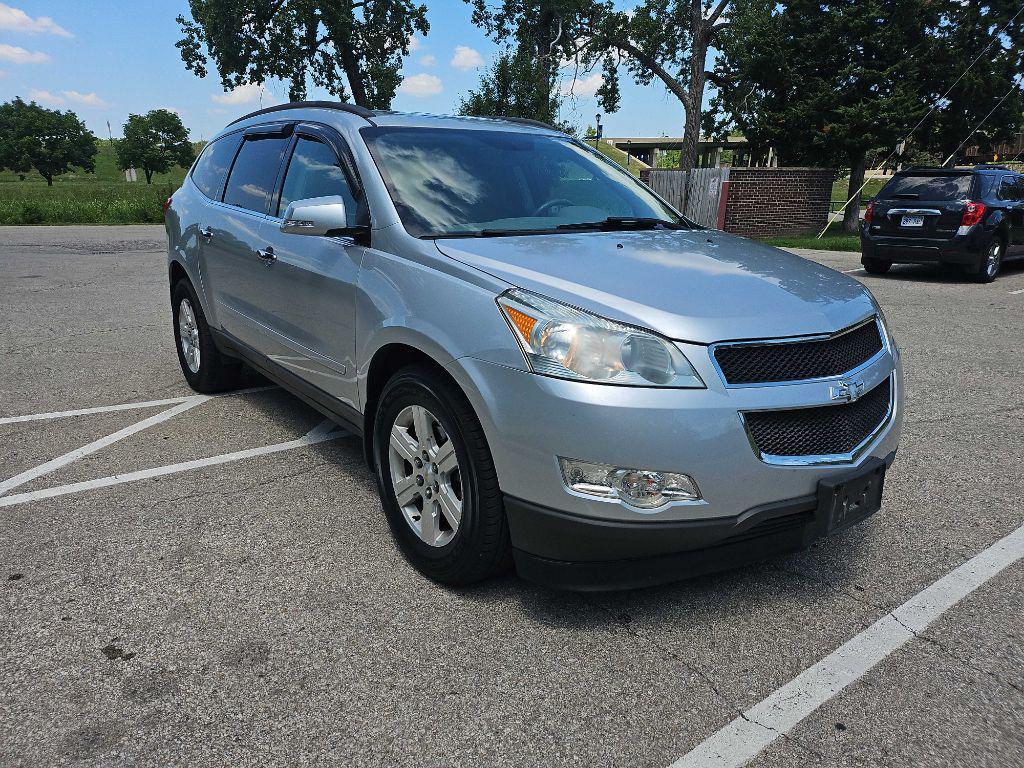 used 2011 Chevrolet Traverse car, priced at $6,999