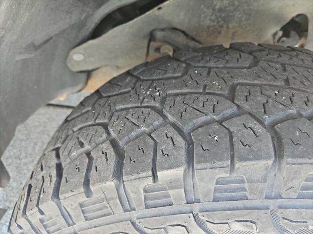 used 2000 Ford Explorer car, priced at $7,999
