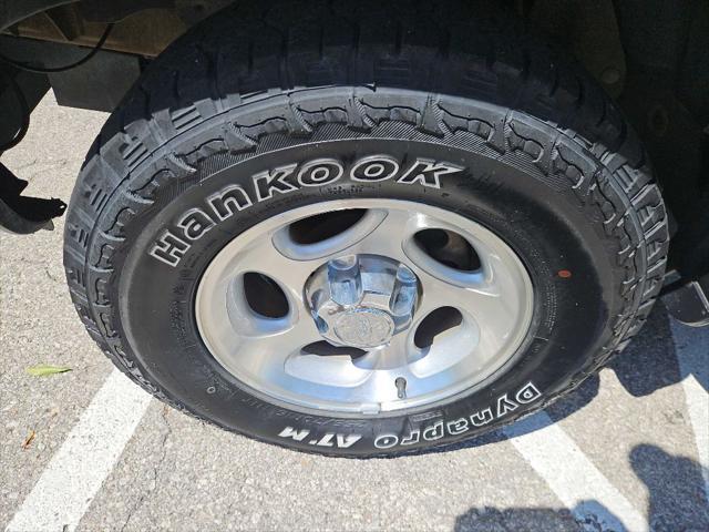 used 2000 Ford Explorer car, priced at $7,999