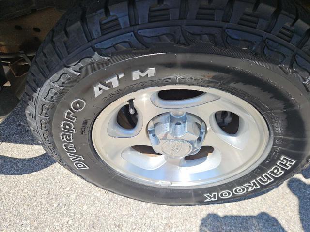 used 2000 Ford Explorer car, priced at $7,999