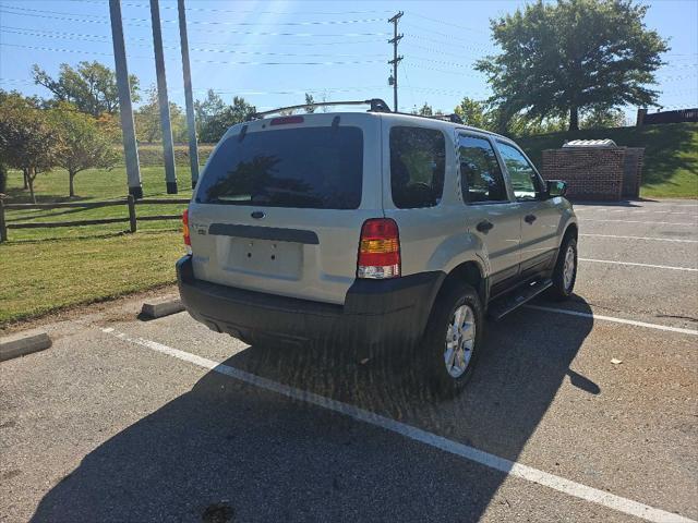 used 2005 Ford Escape car, priced at $7,599