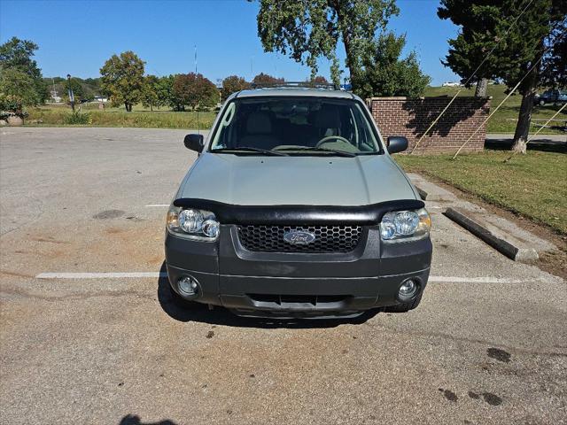 used 2005 Ford Escape car, priced at $7,399