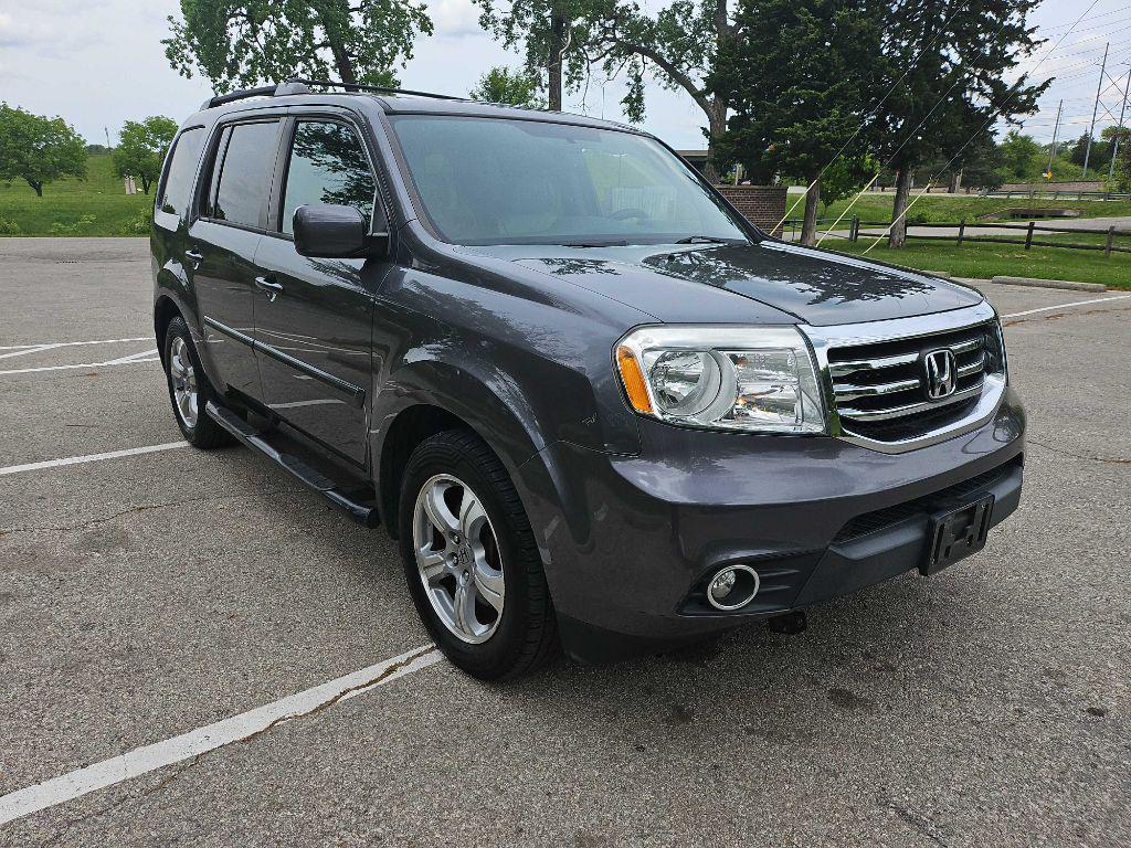 used 2014 Honda Pilot car, priced at $15,999