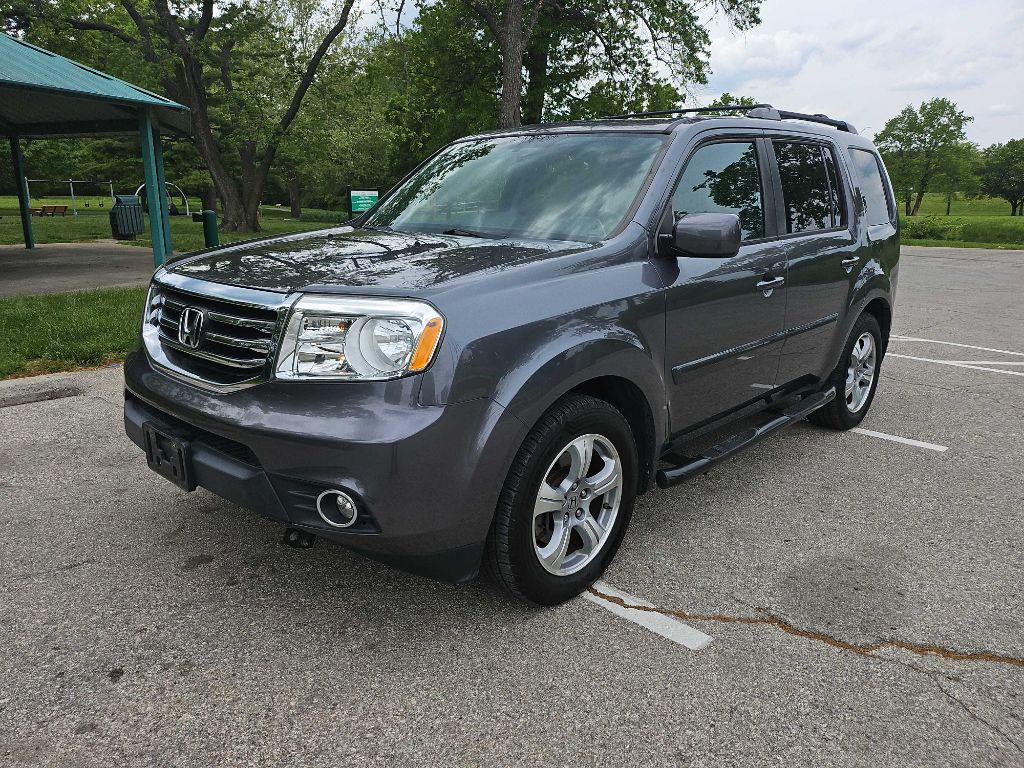 used 2014 Honda Pilot car, priced at $15,999
