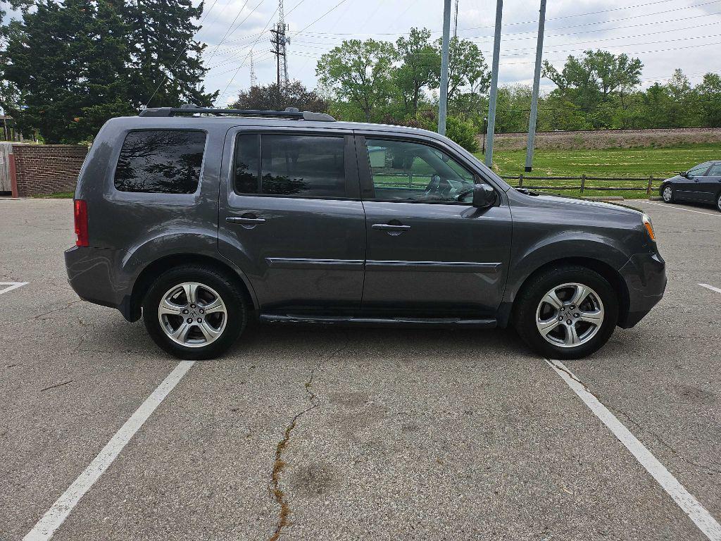 used 2014 Honda Pilot car, priced at $15,999
