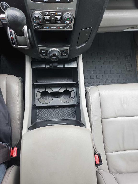used 2014 Honda Pilot car, priced at $15,999