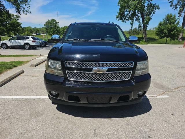 used 2009 Chevrolet Avalanche car, priced at $18,999