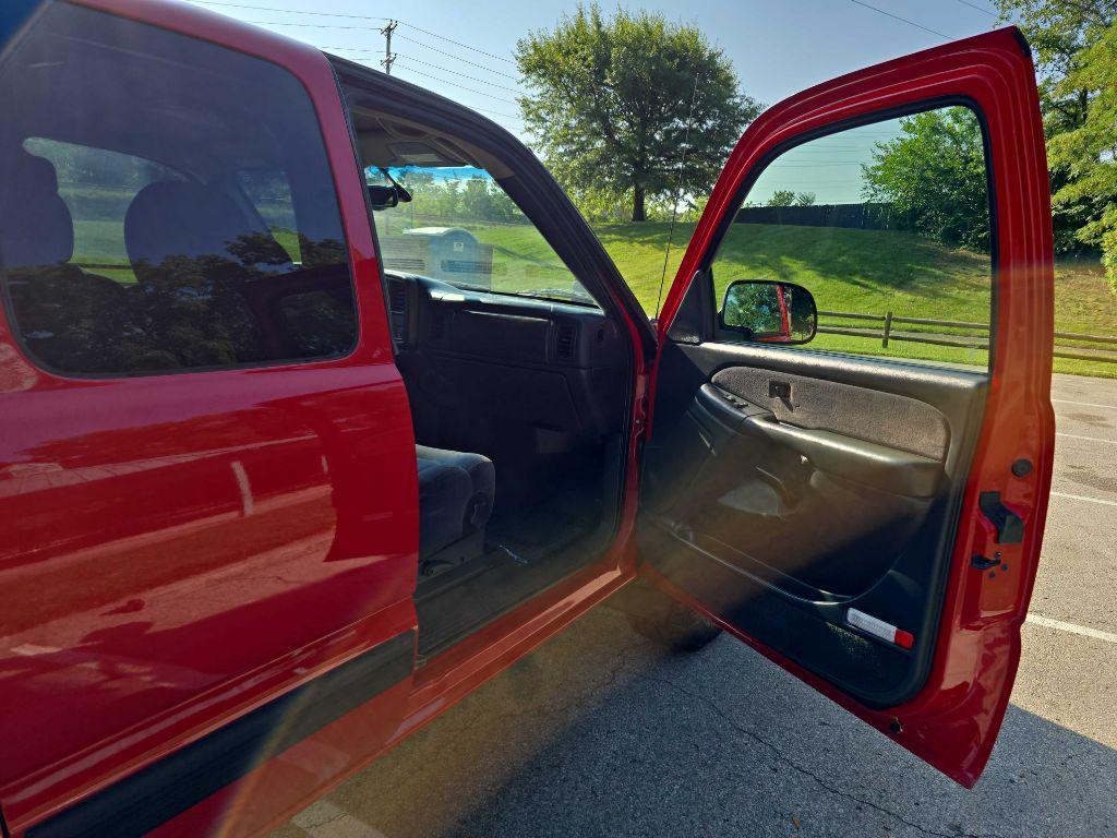 used 2000 Chevrolet Silverado 1500 car, priced at $9,999