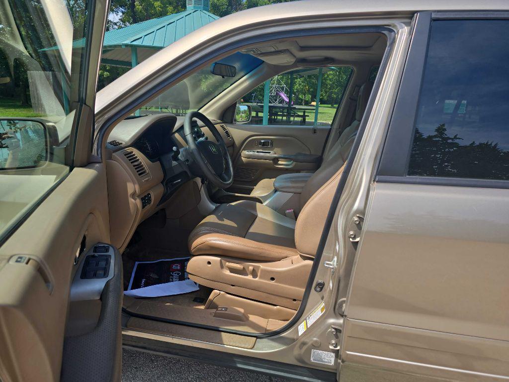 used 2005 Honda Pilot car, priced at $8,999