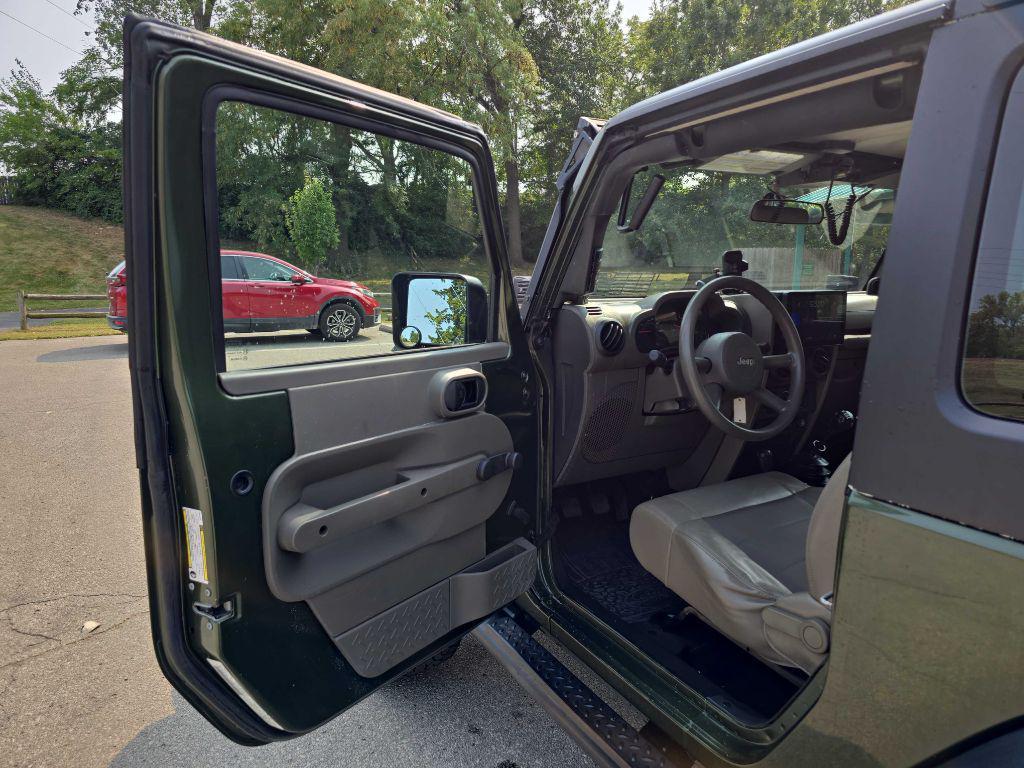 used 2009 Jeep Wrangler car, priced at $14,499