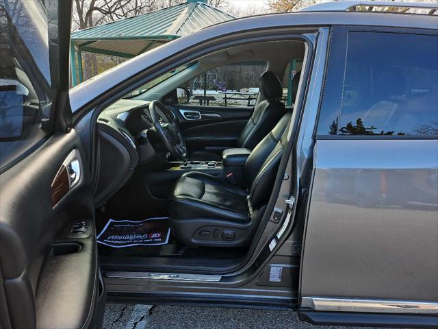 used 2015 Nissan Pathfinder car, priced at $11,999