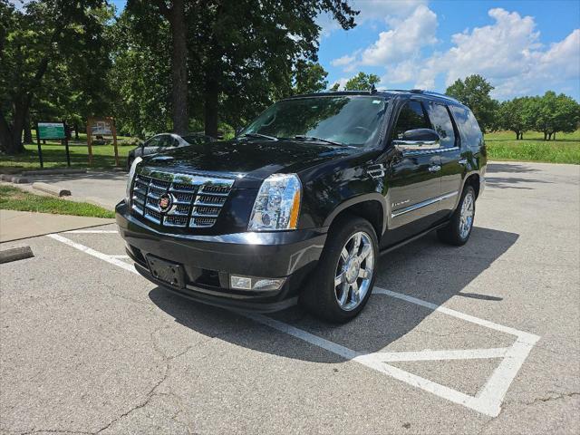 used 2008 Cadillac Escalade car, priced at $12,999