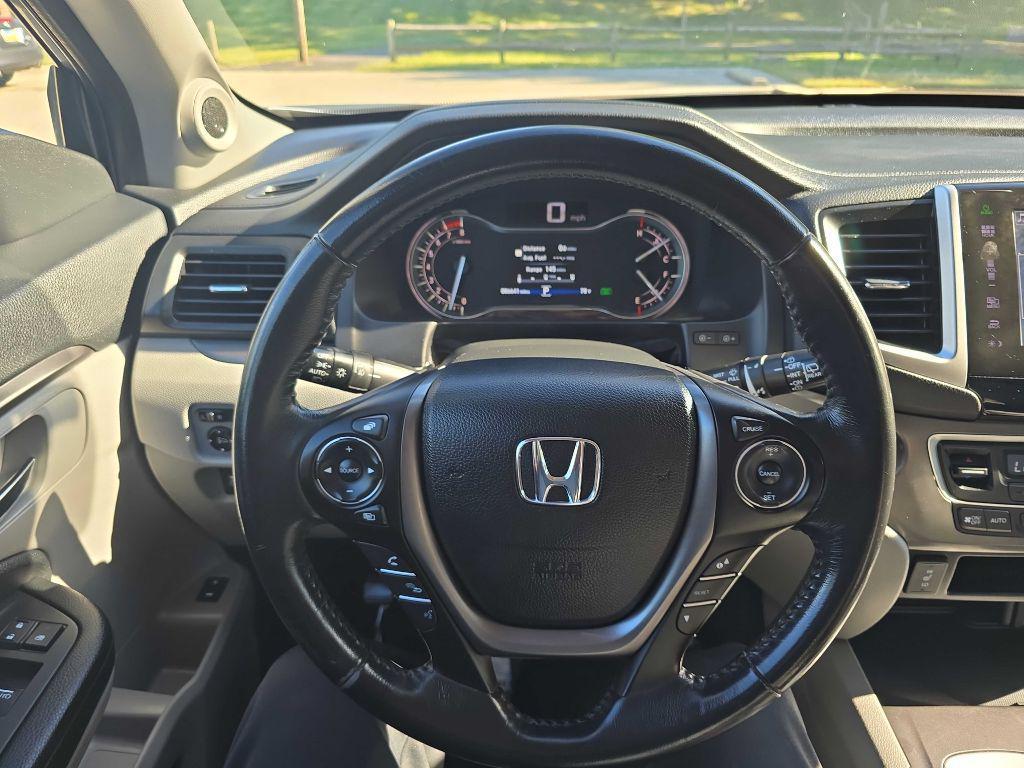 used 2016 Honda Pilot car, priced at $18,999