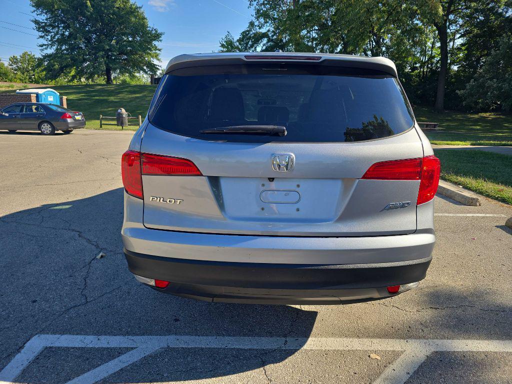 used 2016 Honda Pilot car, priced at $18,999
