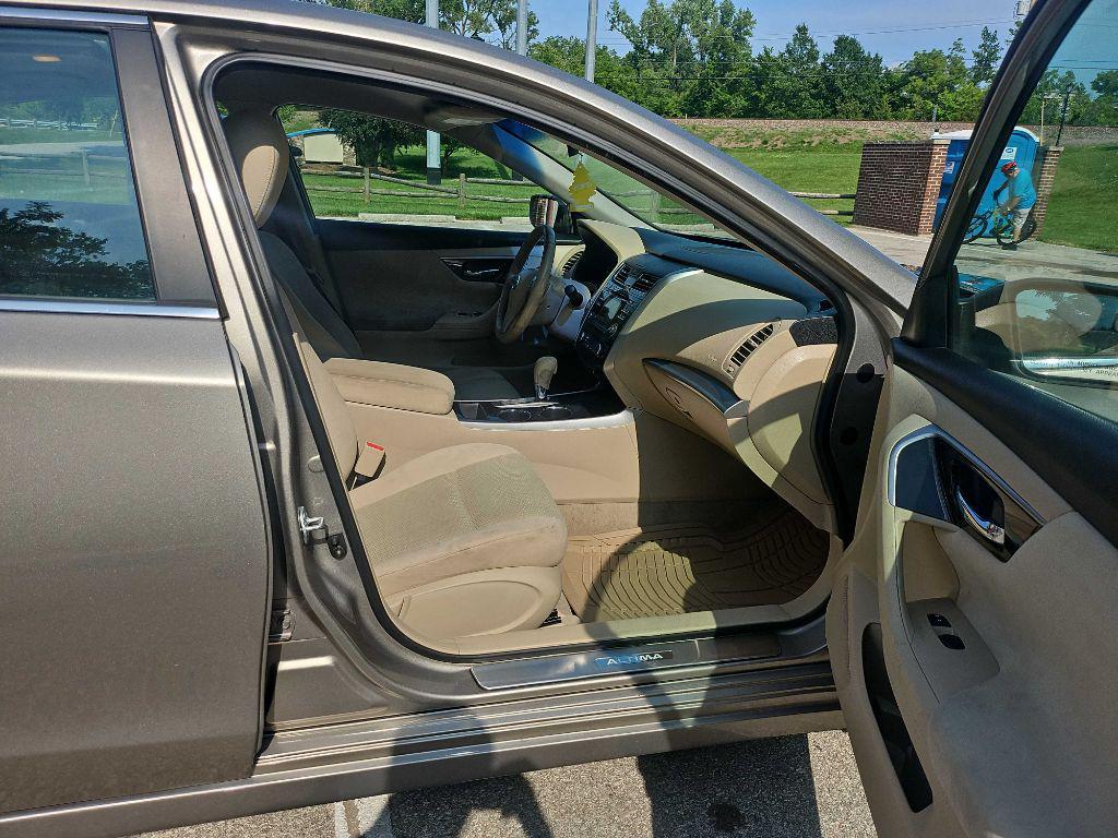used 2014 Nissan Altima car, priced at $9,999