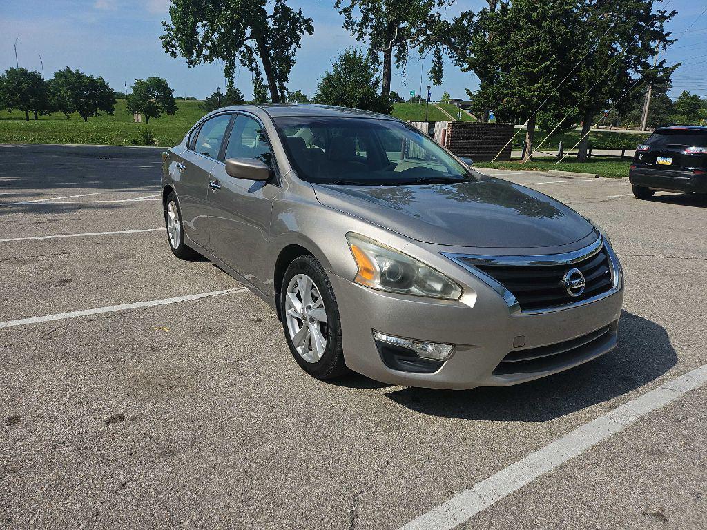 used 2014 Nissan Altima car, priced at $9,999