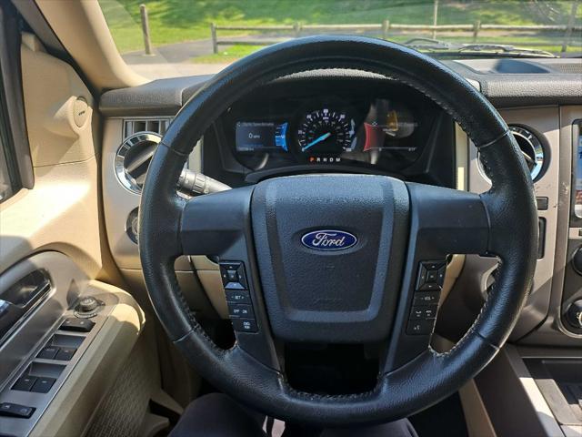 used 2017 Ford Expedition car, priced at $17,999