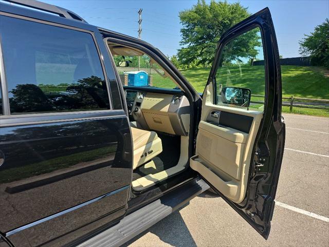 used 2017 Ford Expedition car, priced at $17,999