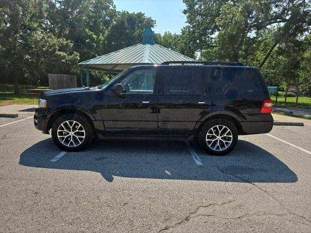 used 2017 Ford Expedition car, priced at $17,999