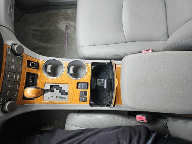 used 2010 Toyota Highlander Hybrid car, priced at $15,999